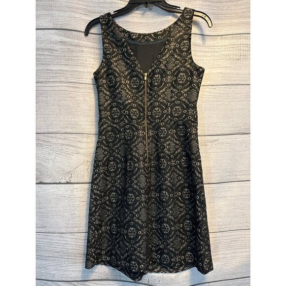 BR Black and Gold Monogram Tulip Dress Size 0 - Picture 3 of 4
